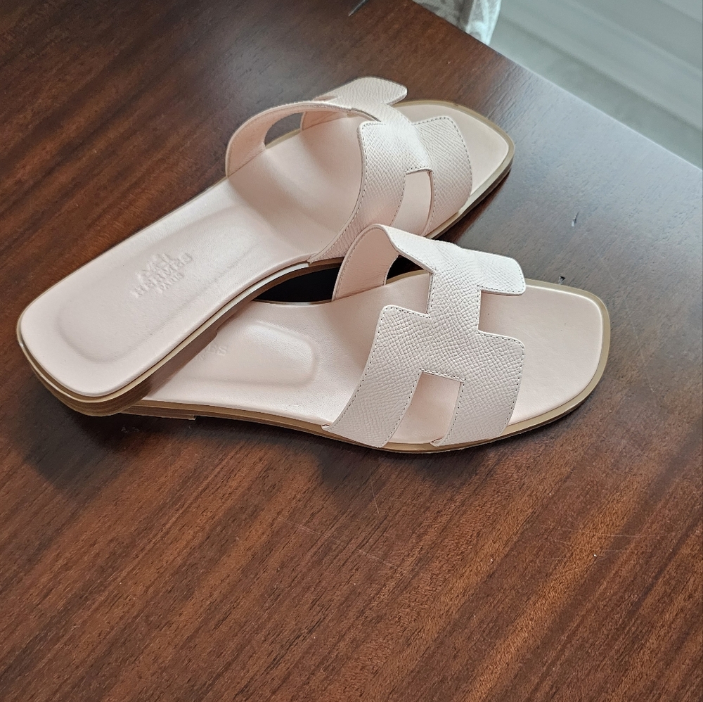 Hermes Oran Sandals 38 Rose Pale